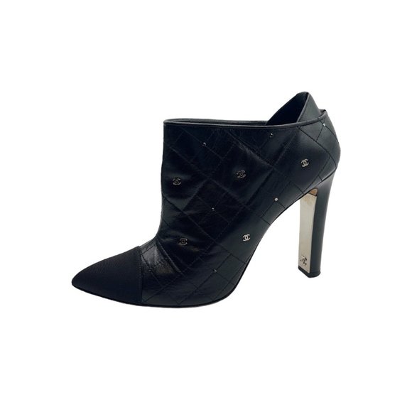 CHANEL Black Quilted Leather Pointed Toe Ankle Boots - Sz 39.5 - Picture 3 of 8